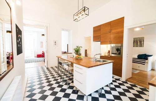 Inner City Budapest Apartment | Anker 2 Apartment