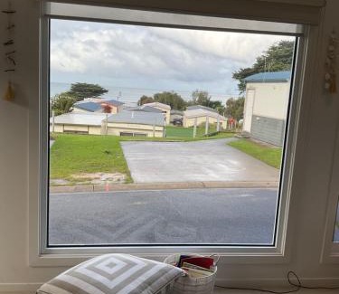 Apollo Bay Apartment | Anlyn seaside cabin