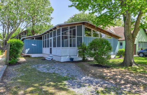 Ann Acres House | Ann Acres 21039 Elizabeth Ave