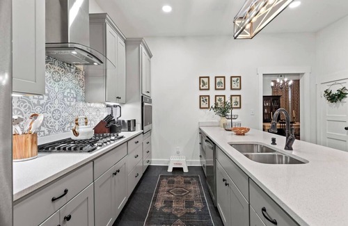 Frankfort House | Ann Street Retreat