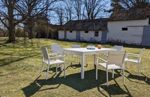 Saint-Quentin-en-Tourmont House | Anna & Jules' little house