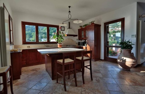 Strettoia House | Anna House.