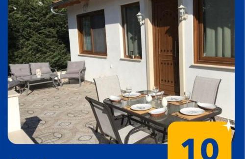 Megalos Prinos House | Anna - Maria Luxury Suite