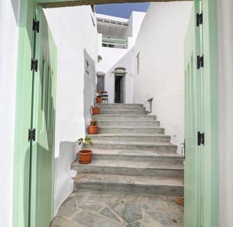 Arnados House | Anna's Village House Arnados