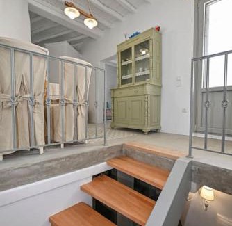 Arnados House | Anna's Village House Arnados