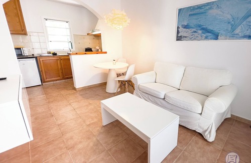 Cap d'Artrutx Apartment | Annabel's Apartments II