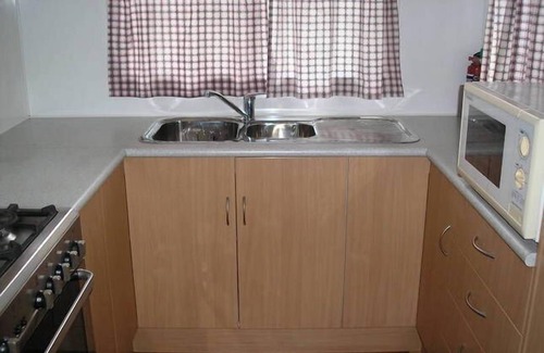 Happy Valley House | Annabell's Banksia Court Fraser Island