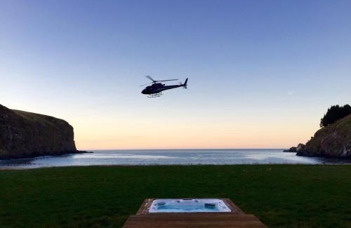 Pigeon Bay House | Annandale Coastal Farm Escape & Luxury Villa Collection