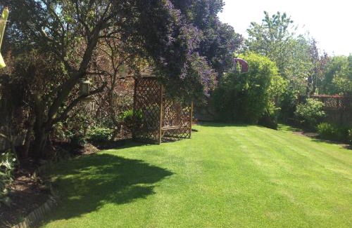 Whitehall Bed & Breakfast | Annandale House