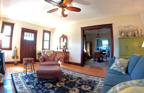 Eastport House | Annapolis-Eastport Cottage Home - Walk Everywhere - RV Van Parking & Hook-up too