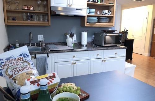 Annapolis Apartment | Annapolis/Eastport Private Beautiful Apt- < 1 Mile Walk To Downtown