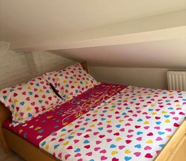 Mellet House | Anne home