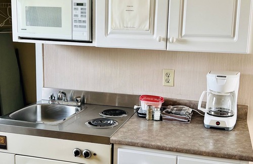 Green Gables Hotel | Anne Shirley Motel & Cottages