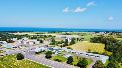 Green Gables Hotel | Anne Shirley Motel & Cottages