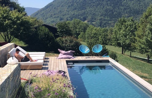 Alex Villa | Annecy house with swimming pool 5 min from Lake Menthon, 20 min from Aravis resorts