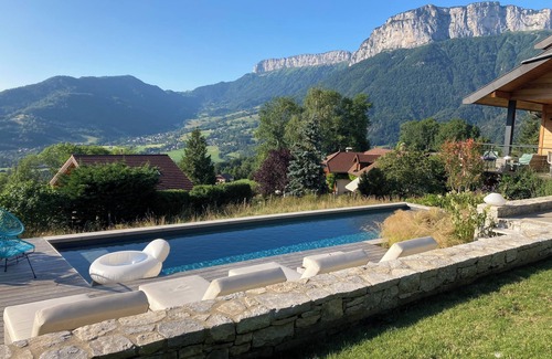 Alex Villa | Annecy house with swimming pool 5 min from Lake Menthon, 20 min from Aravis resorts