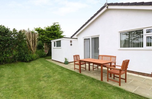 Rhoscolyn Cottage | Anneddle