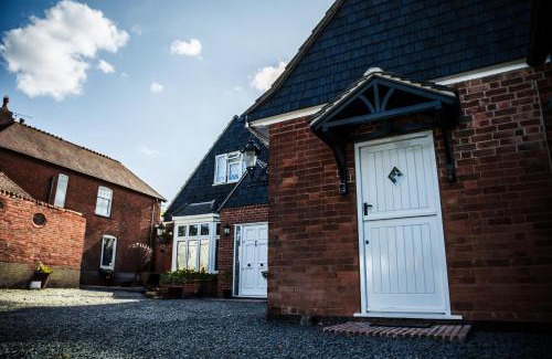Hinckley House | Annex at The Stables in the Heart of England