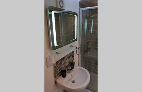 Chippenham House | Annex in Chippenham with Parking and WIFI