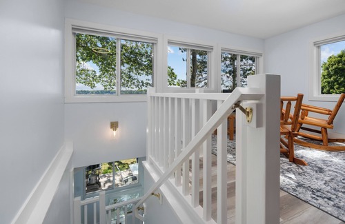 Gaylord House | Anni's Cozy Cottage located on Otsego Lake, Gaylord, Mi. with A/C