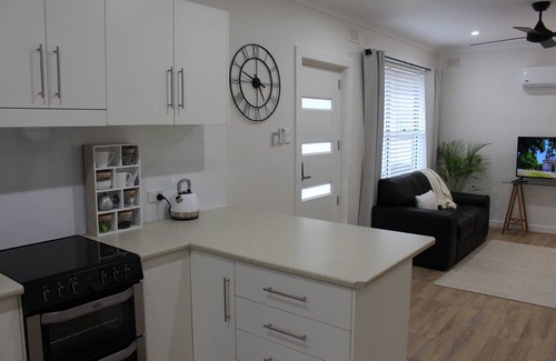 Mount Gambier Apartment | Annie's Apartment. Mt. Gambier