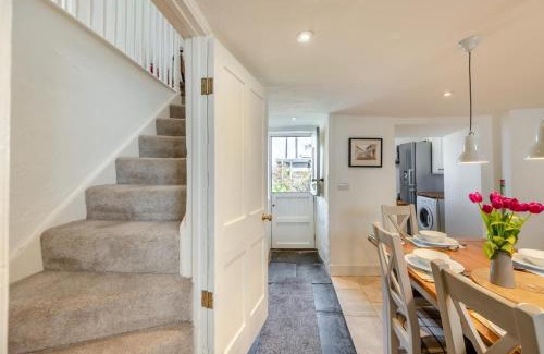 Appledore House | Annies Cottage - Appledore