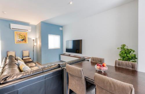 Birkirkara Apartment | Annitchka Mansions - Penthouse in central Malta