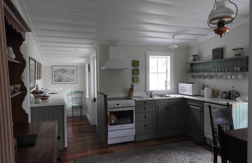 Waipawa House | Anniversary Cottage, the perfect escape to the country