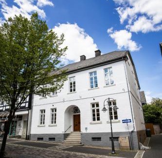 Brilon Apartment | anno1849