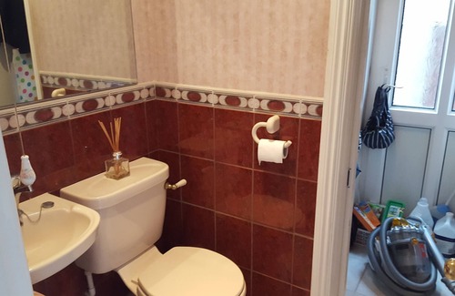 Luton House | Announcing 3 bed, Lodge near Luton Airport