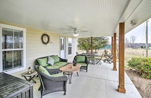 Blue Ridge House | Annys Farm House in Round Hill Wine Country!