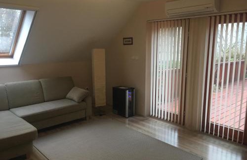 Villany Apartment | Anonim apartman