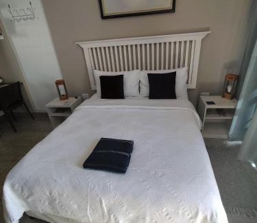 St. Helena Bay Apartment | Anreith Close