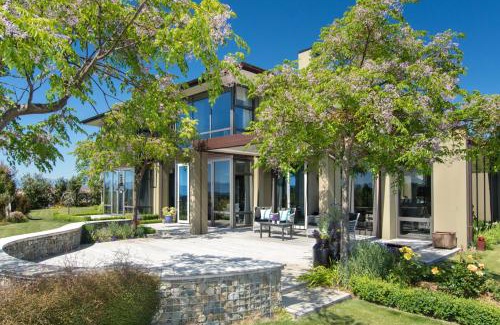 Tasman House | Ansarli Estate - Luxury Holiday Home