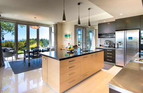 Tasman House | Ansarli Villa - Stunning Villa overlooking the Moutere inlet