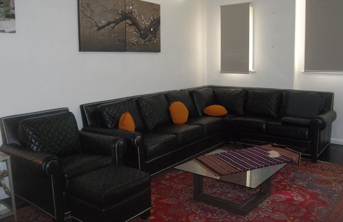 Stanley Bed & Breakfast | Ant on Monateric A beautifully renovated former Historic Bank & Grand House