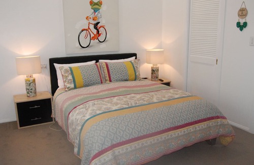 Stanley Bed & Breakfast | Ant on Monateric A beautifully renovated former Historic Bank & Grand House