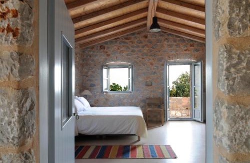 Omales Apartment | Antares Mani