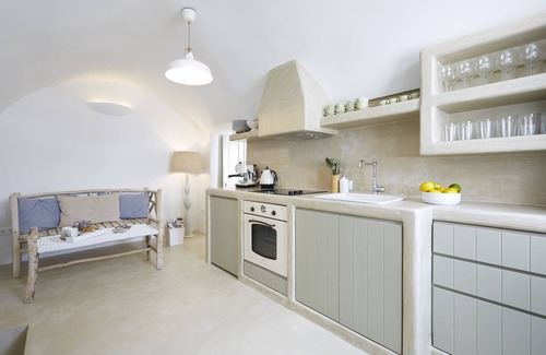 Vothon Villa | ANTELMI HOUSES Santorini island