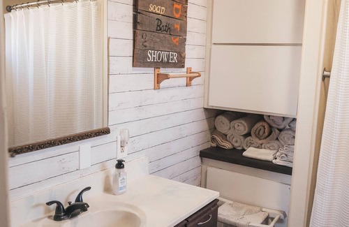 Grant County Other | Antelope Creek Farm House located on the prairie and in the country