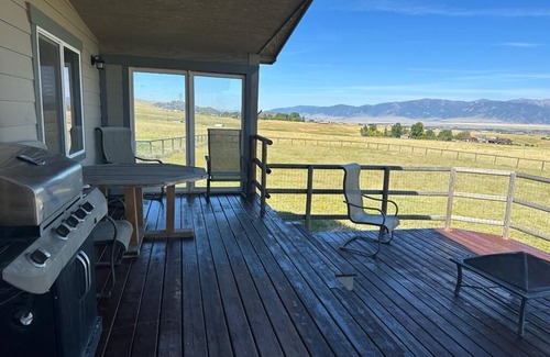 Virginia City Ranches House | Antelope Run - 2 BR with pool table on 7 acres!