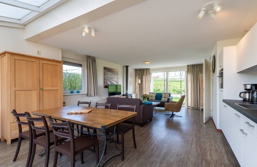 Hoofdplaat House | Antibes 240 - Kustpark Village Scaldia - Detached holiday villa directly at the lake with spacious garden