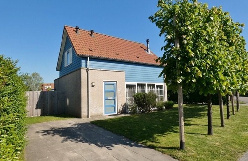 Hoofdplaat House | Antibes 240 - Kustpark Village Scaldia - Detached holiday villa directly at the lake with spacious garden