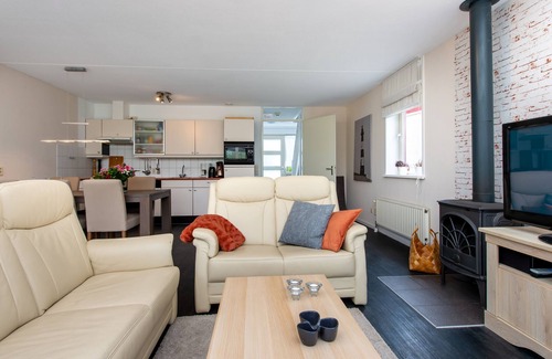 Hoofdplaat House | Antibes 262 - Kustpark Village Scaldia - Detached holiday home directly at the lake and with a spacious garden