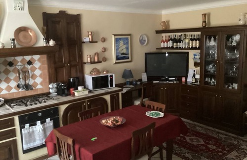 La Morra House | Antica Dimora Stays in Langa Historical center La Morra