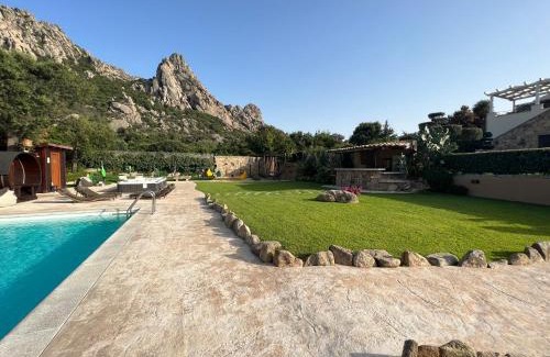 San Pantaleo House | Antica Fonte Holiday Homes