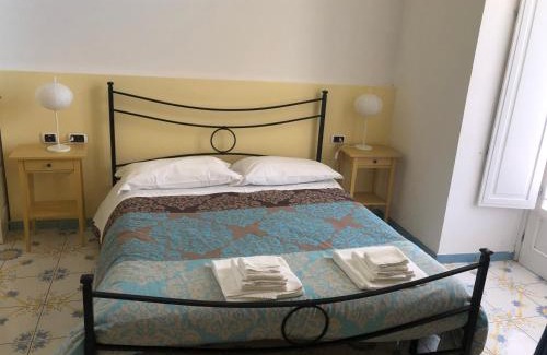 Meta Apartment | Antica Residenza la Vela