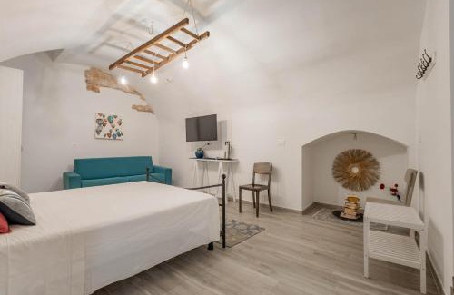 Turi Apartment | Antiche Mura Apartments"Nido di Puglia" monovano