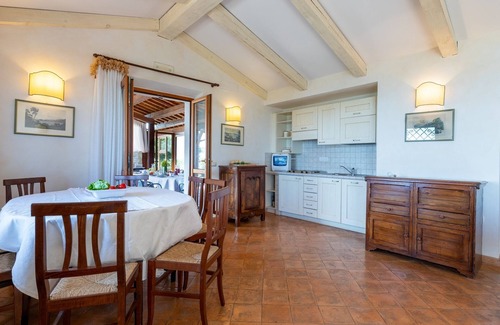 Tuoro sul Trasimeno Villa | Antiche Pietre 10, Emma Villas