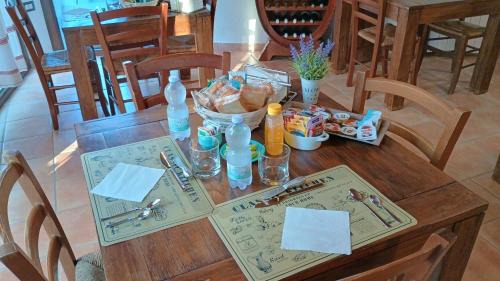 Monti Bed & Breakfast | ANTICHE TERRE Di GALLURA